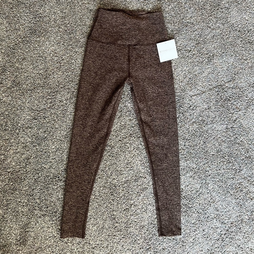 Beyond Yoga Leggings Khaki Size Small